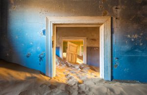 Innenansicht eines Hauses in Kolmanskop