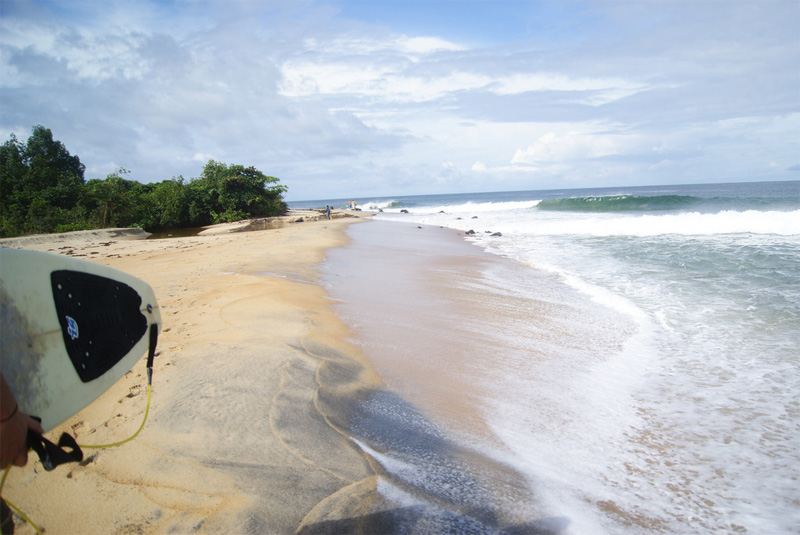 Surfen in Robertsport, Liberia
